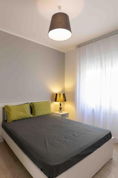 Luxury Cozy Appartment In The City Center Rhodes City Exterior photo