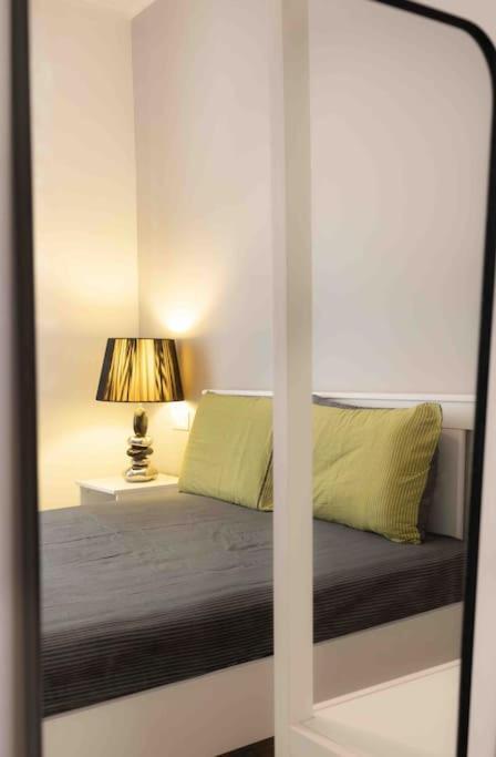 Luxury Cozy Appartment In The City Center Rhodes City Exterior photo